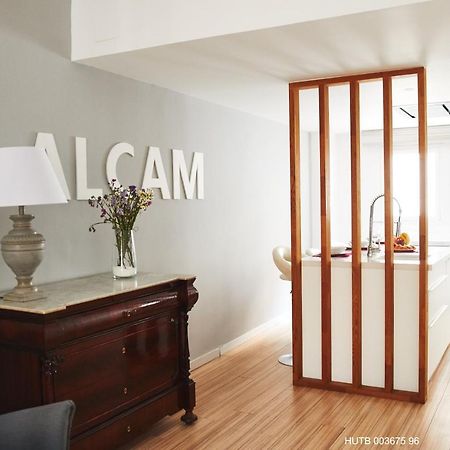 Alcam Alio Cine Apartment Барселона Екстериор снимка