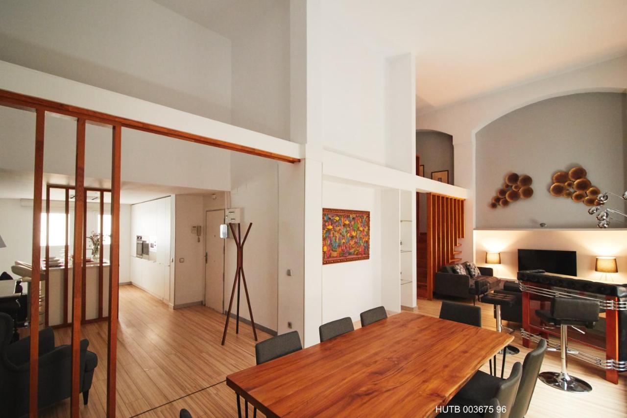 Alcam Alio Cine Apartment Барселона Екстериор снимка