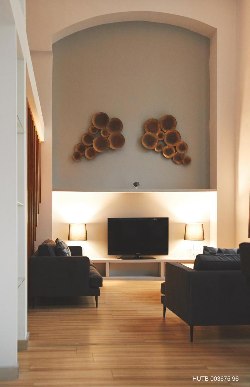 Alcam Alio Cine Apartment Барселона Екстериор снимка