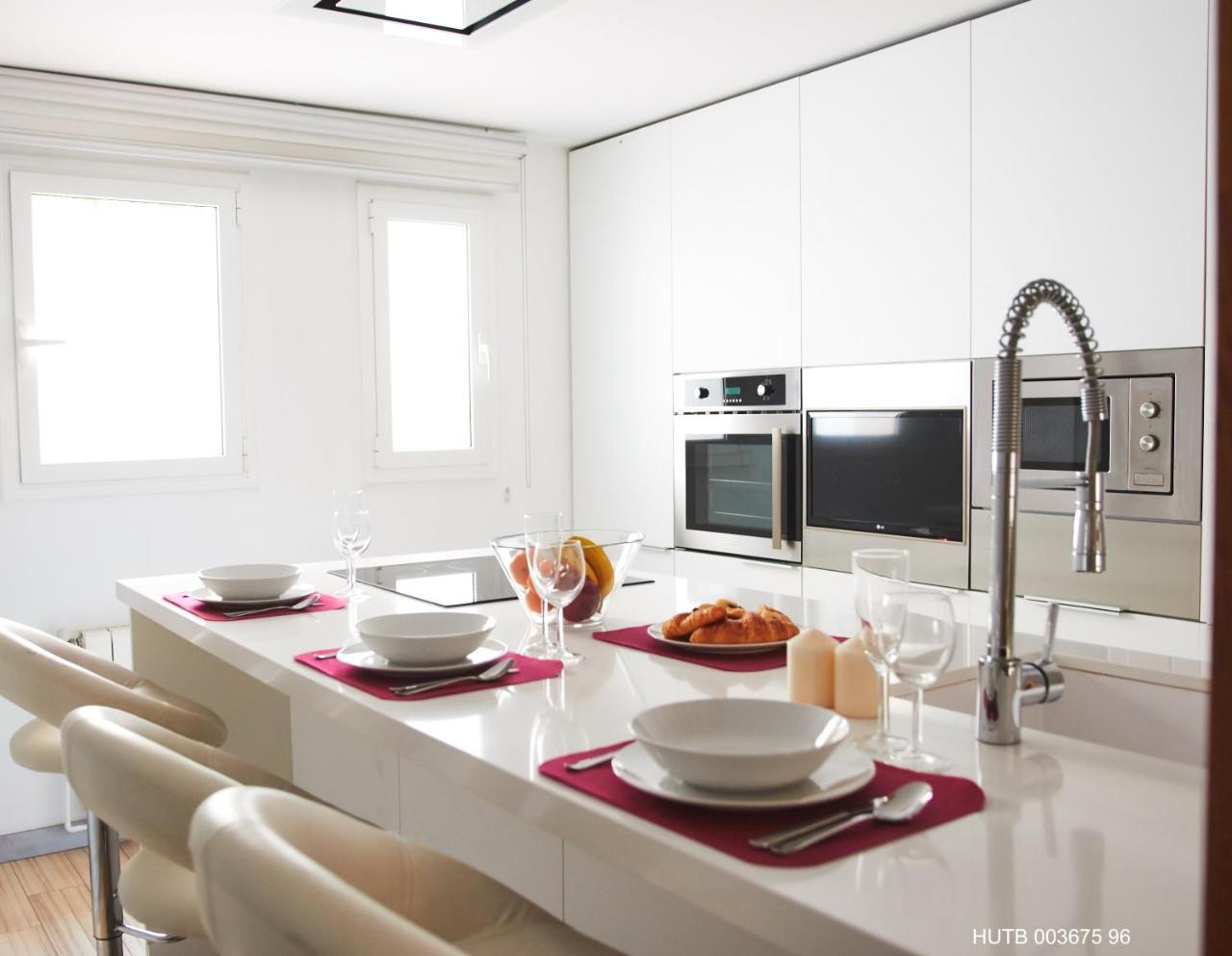 Alcam Alio Cine Apartment Барселона Екстериор снимка