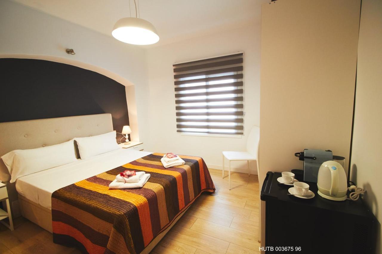 Alcam Alio Cine Apartment Барселона Екстериор снимка