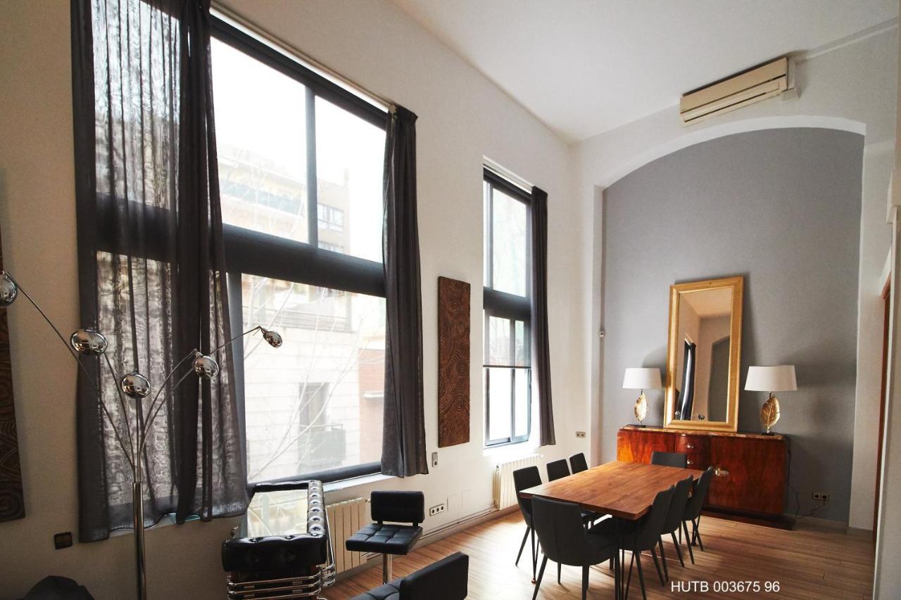 Alcam Alio Cine Apartment Барселона Екстериор снимка